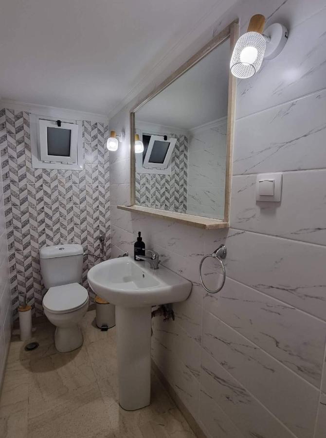 Center Point Thessaloniki公寓 外观 照片